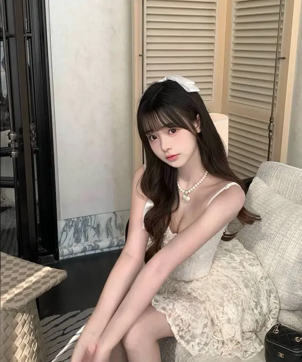 昆西美国华人外围约炮 约炮按摩，一条龙服务。外围上门服务，神仙颜值，顶级品质，360度无死角明星脸